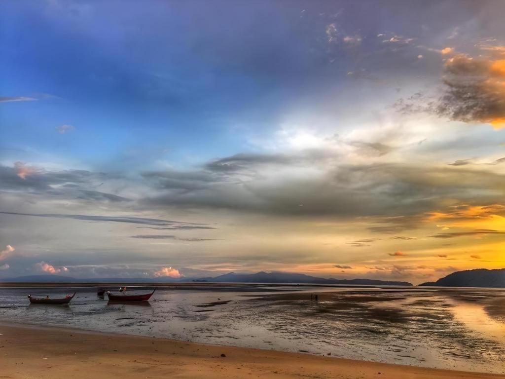 Seesea Resort Satun Exterior photo